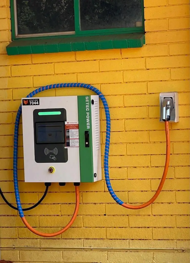 Australia - Midland -Caravan- Park-30kW -powerbox