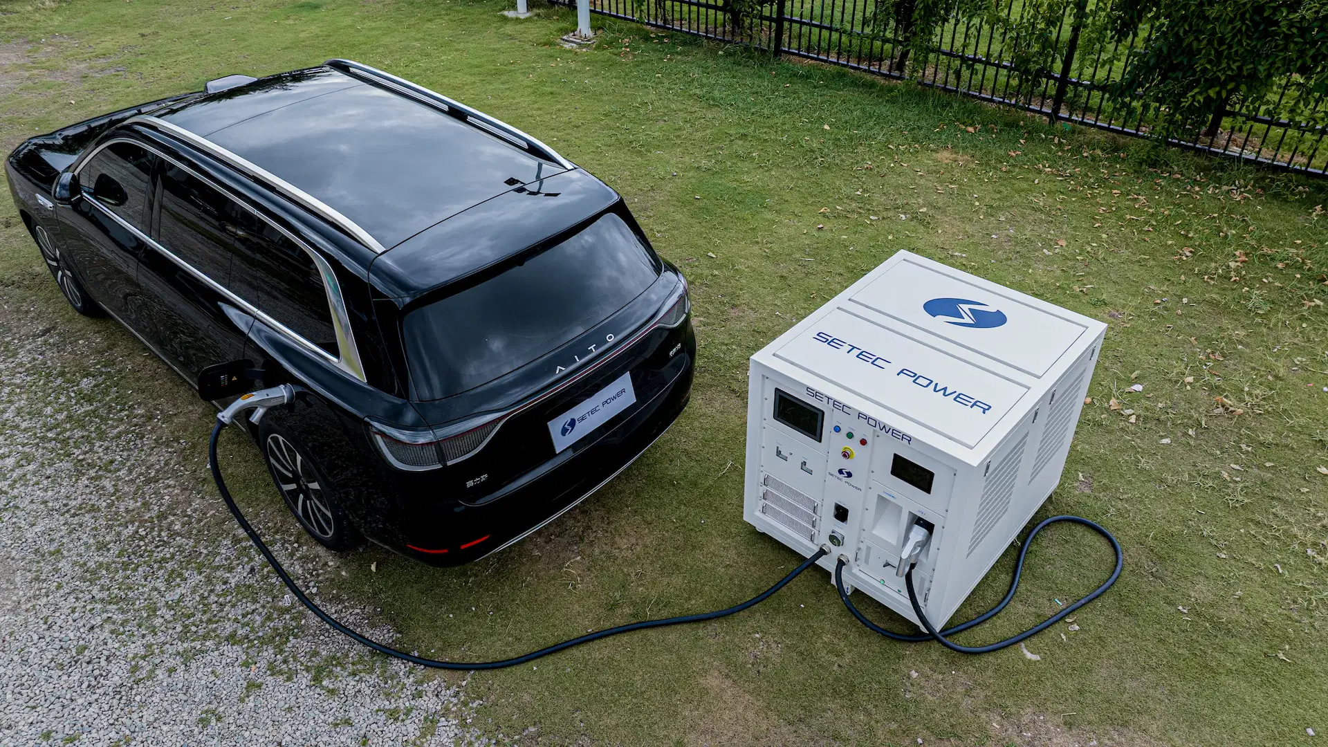 High-power mobile EV charger providing portable DC fast charging for electric vehicles